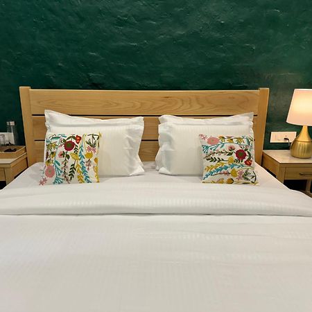 Cliff House, 3Br Lux Farmhouse 2Km To Rajpur Road Dehradun Eksteriør billede