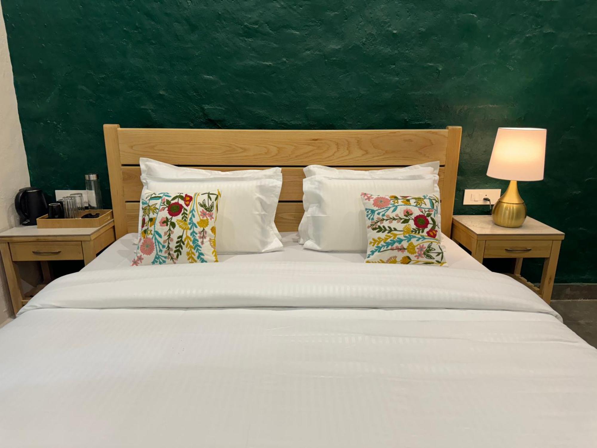 Cliff House, 3Br Lux Farmhouse 2Km To Rajpur Road Dehradun Eksteriør billede