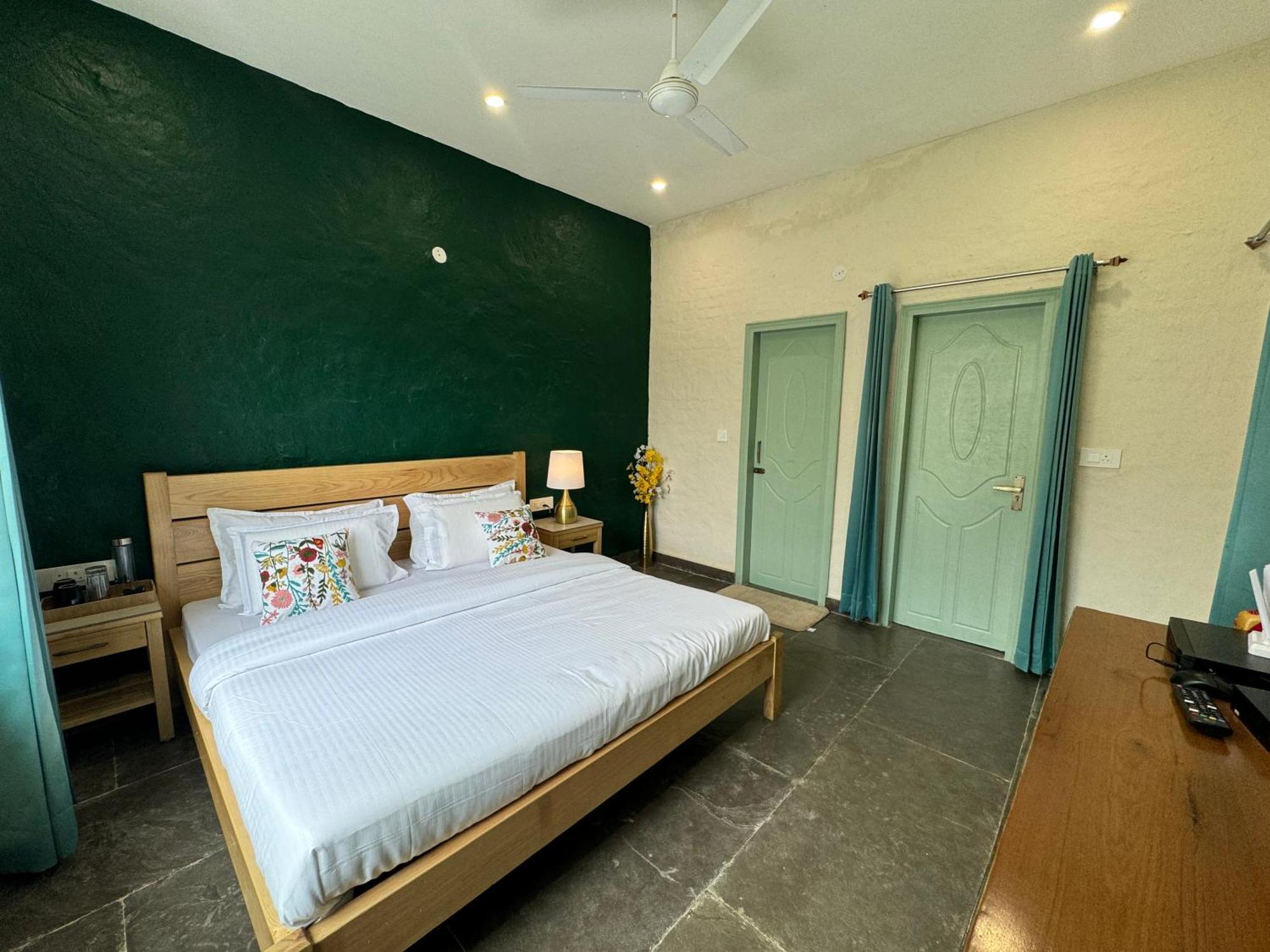 Cliff House, 3Br Lux Farmhouse 2Km To Rajpur Road Dehradun Eksteriør billede